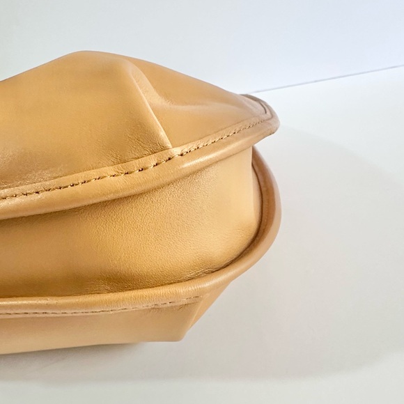 Coach Ergo 33 - Picture 9 of 13